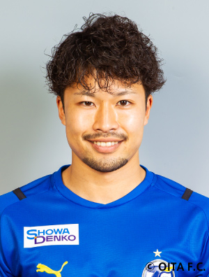 福森 健太 選手 大分トリニータより期限付き移籍加入のお知らせ ギラヴァンツ北九州 オフィシャルサイト