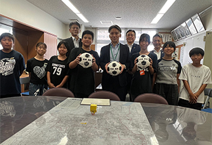 【活動報告】サッカーボール寄贈プロジェクト supported by 黒崎播磨株式会社